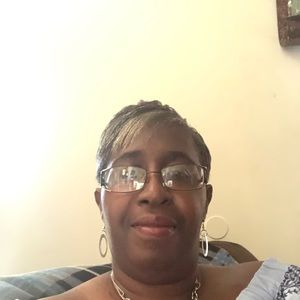 Meet your Posher, Gwendolyn